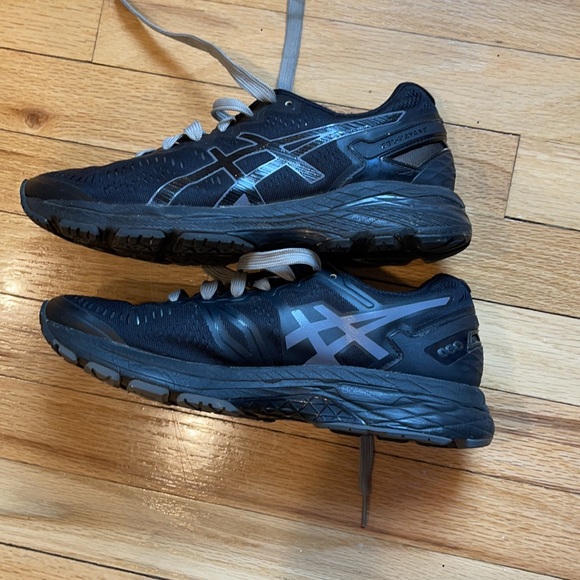 Asics - Picture 3 of 8